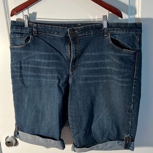 Style & Co jean shorts 24W